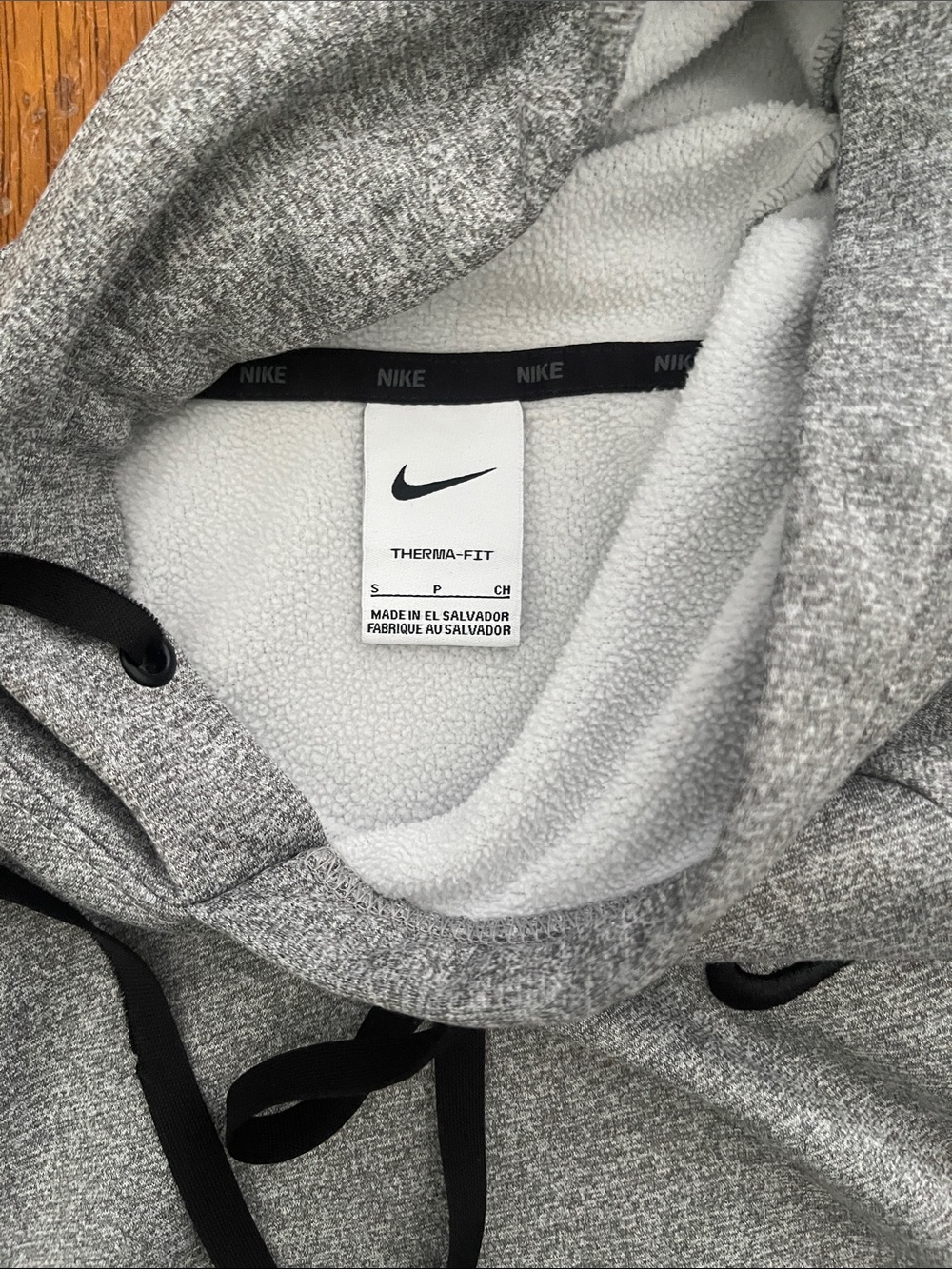 Nike Men’s Gray Pullover Hoodie - Therma-fit - Picture 4 of 5